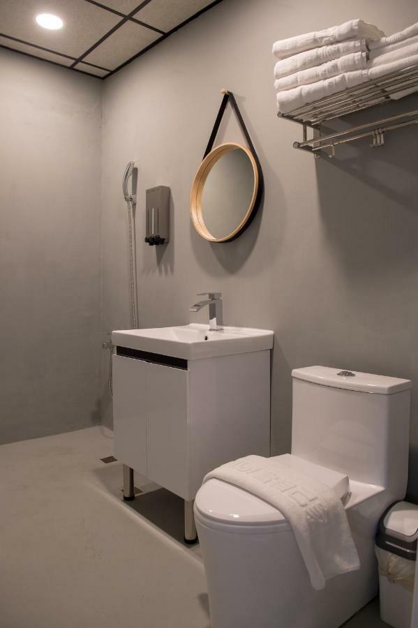 Hello Make Yourself At Home Kenting Extérieur photo